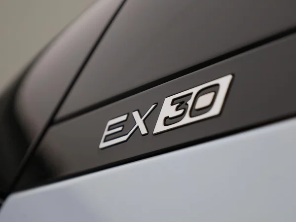Volvo EX30 (2024) — foto 28 van 43
