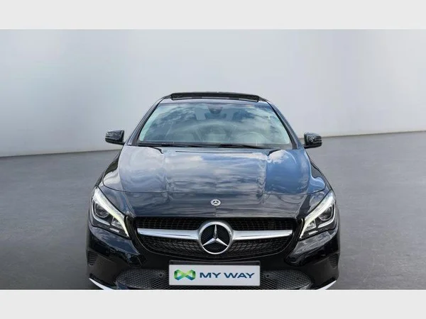 Mercedes-Benz CLA 180 (2019) — foto 19 van 25