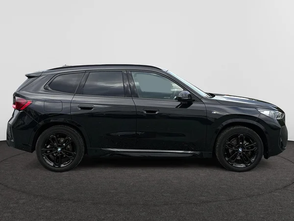 BMW X1 (U11) (2022) — foto 10 van 24