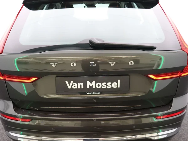 Volvo XC60 (2022) — foto 15 van 30