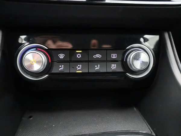 MG ZS EV (2021) — foto 14 van 35