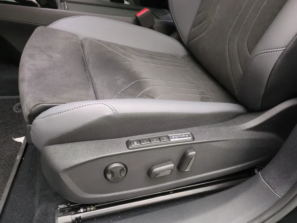 VOLKSWAGEN ID.5 (2024) — foto 3 van 19