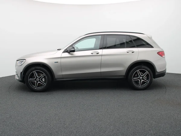 Mercedes-Benz GLC (2021) — foto 21 van 26