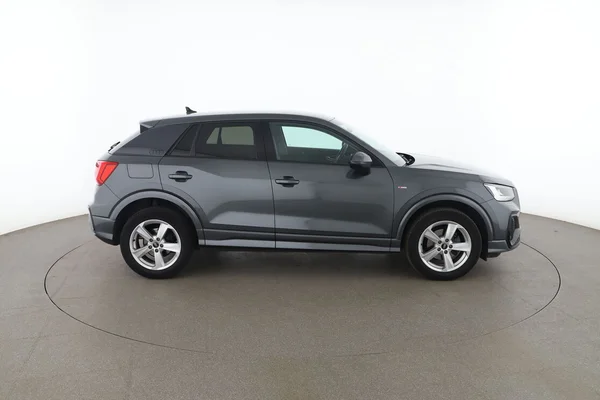 Audi Q2 (2021) — foto 13 van 16