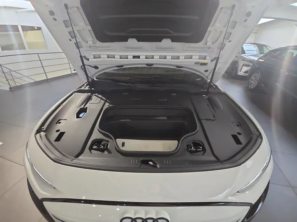 AUDI A6 Avant e-tron (2026) — foto 3 van 24