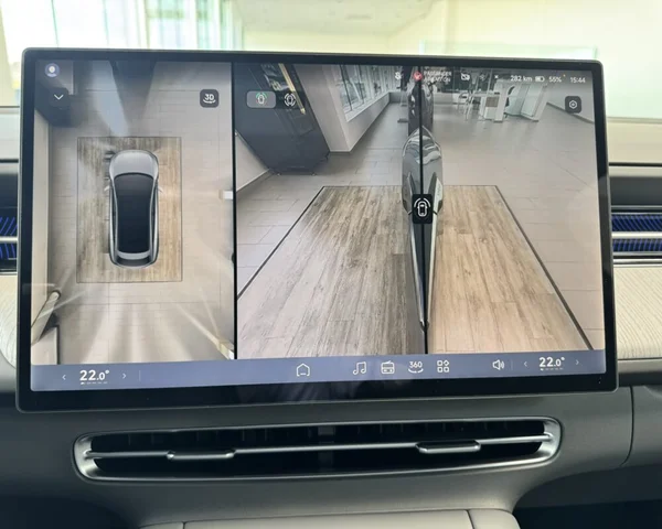 Xpeng G6 (2026) — foto 21 van 30