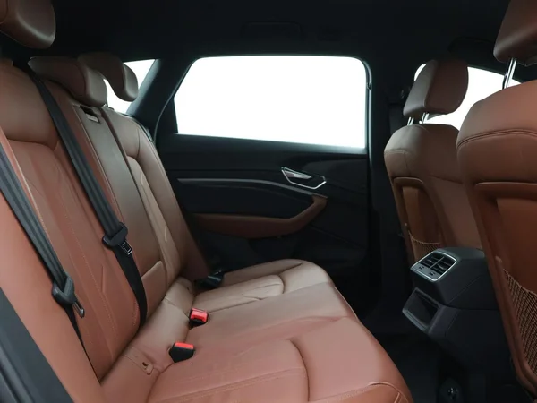 AUDI e-tron (2022) — foto 21 van 28