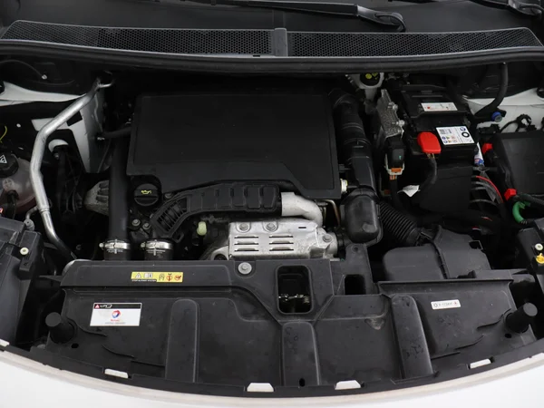 PEUGEOT 5008 (2023) — foto 6 van 28