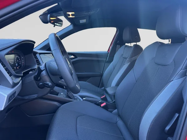 AUDI A1 Allstreet (2025) — foto 8 van 11