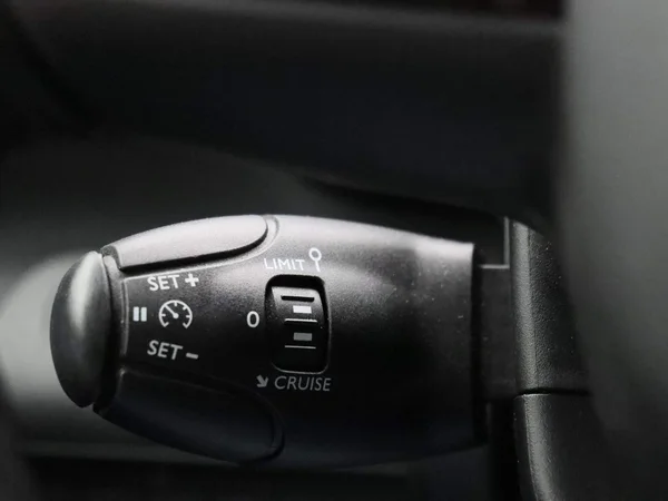 Fiat Doblò (2023) — foto 19 van 39