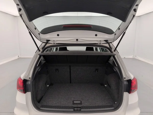 Seat Arona (2022) — foto 3 van 28