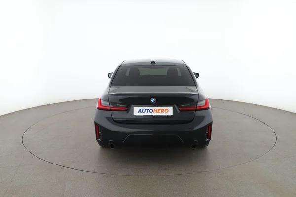 BMW 3-serie (2023) — foto 11 van 16