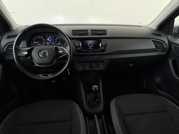SKODA Fabia (2021) — foto 25 van 25
