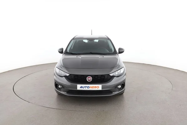 Fiat Tipo (2020) — foto 15 van 16