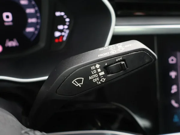 Audi Q3 (2022) — foto 5 van 23