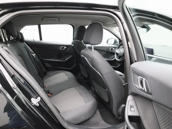 BMW 1 Reeks (2022) — foto 27 van 39