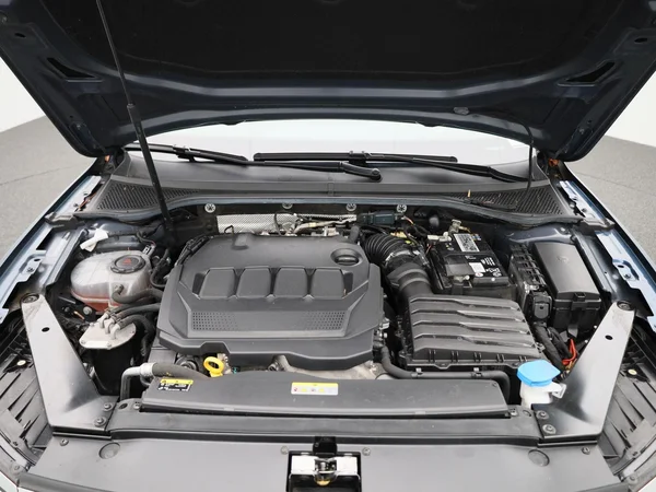 Volkswagen Passat (2021) — foto 28 van 36