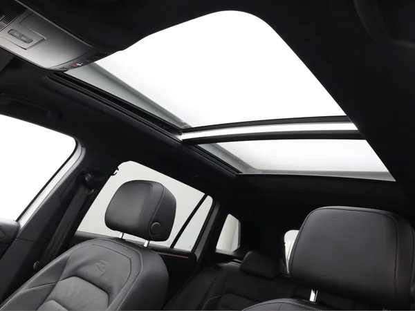 VOLKSWAGEN Tiguan eHybrid (PHEV) (2022) — foto 17 van 24