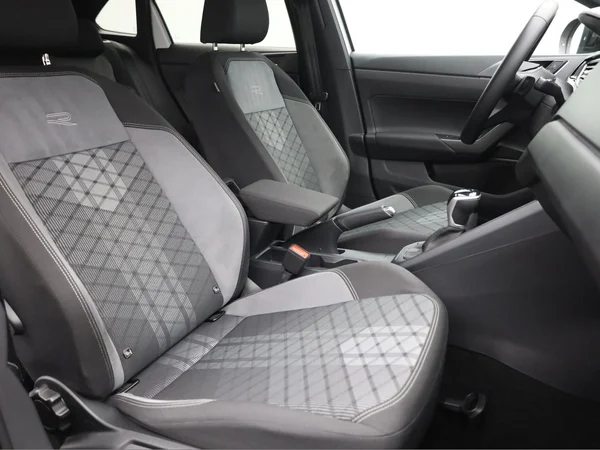 VOLKSWAGEN Taigo (2023) — foto 15 van 20