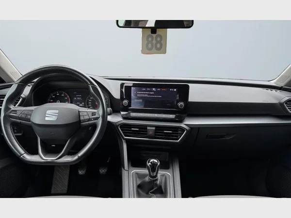 Seat Leon ST (2021) — foto 6 van 24