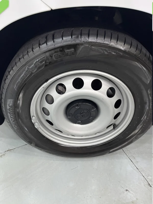 Toyota E-Proace Van Mwb (2024) — foto 33 van 59