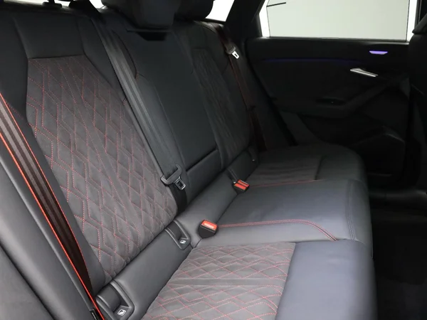 AUDI Q6 Sportback e-tron (2026) — foto 28 van 28
