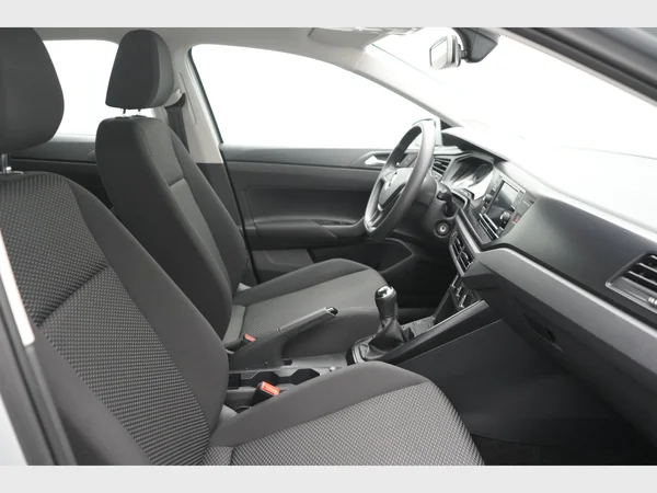 VOLKSWAGEN Polo (2021) — foto 11 van 22