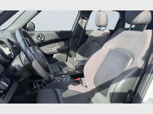 MINI Mini Countryman (2019) — foto 2 van 29