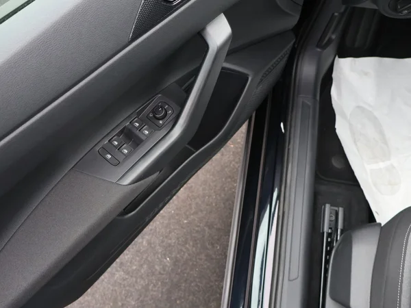 VOLKSWAGEN Taigo (2025) — foto 3 van 21