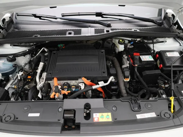 Opel Corsa-e (2022) — foto 25 van 39