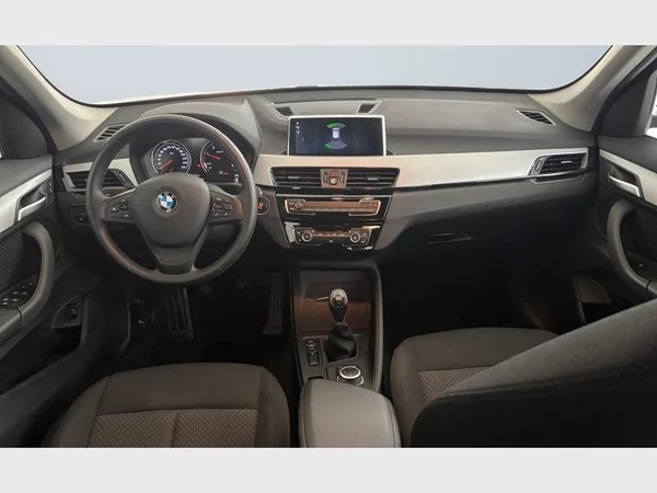 BMW X1 (2021) — foto 12 van 26