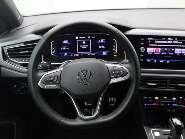 VOLKSWAGEN Taigo (2024) — foto 15 van 19