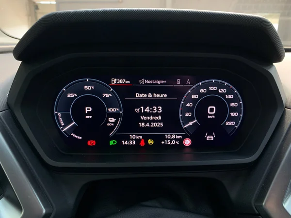 AUDI Q4 e-tron (2025) — foto 20 van 21