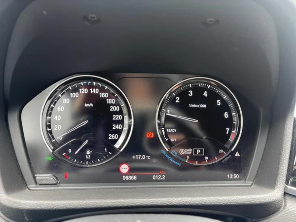 BMW X1 (F48) (2018) — foto 8 van 27