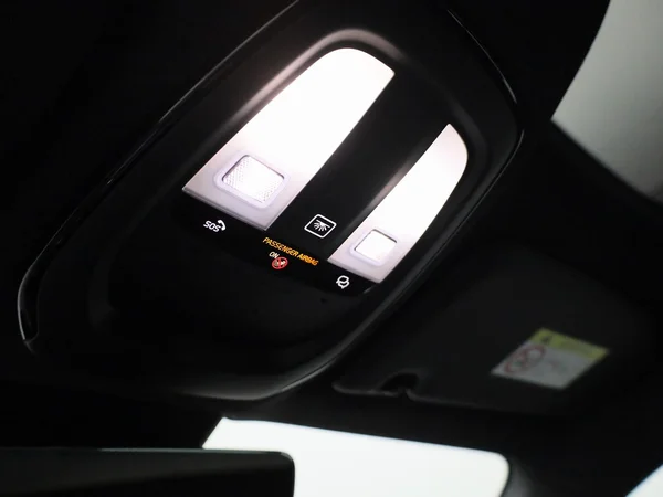 Volvo C40 (2022) — foto 28 van 44