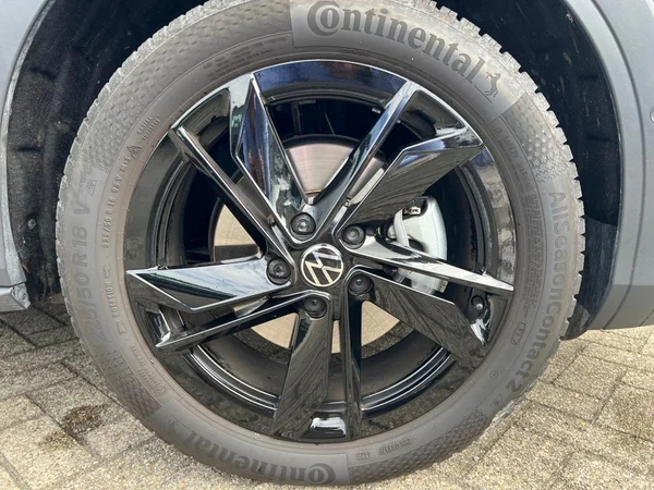 VOLKSWAGEN T-Roc (2026) — foto 20 van 24