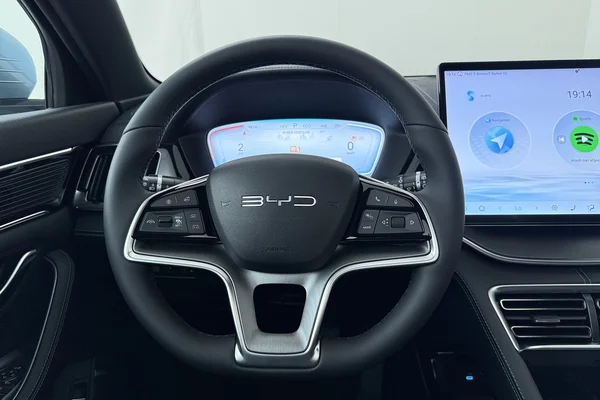 BYD Seal U PHEV (2026) — foto 2 van 21