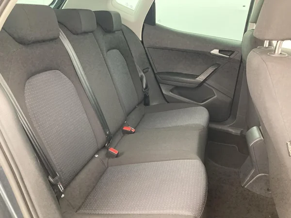 SEAT Arona (2023) — foto 21 van 33