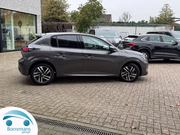Peugeot 208 (2022) — foto 6 van 34