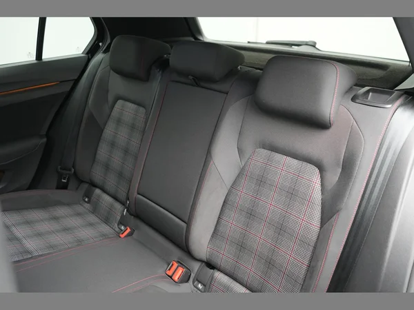 VOLKSWAGEN Golf VIII GTI (2021) — foto 4 van 31