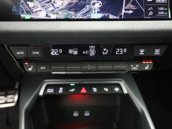 AUDI A3 Sportback PHEV (2026) — foto 16 van 29