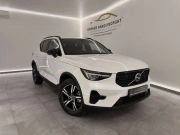 Volvo XC40 3024fa2f-cd82-4858-ac35-465293eb9b25