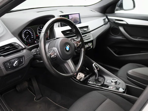 BMW X2 (2022) — foto 21 van 38