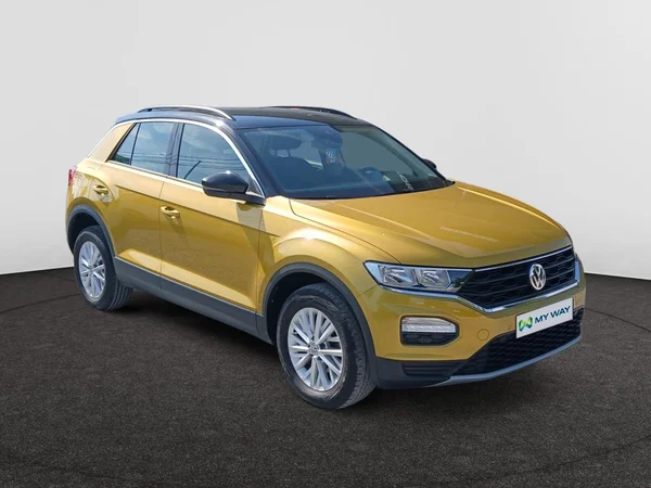 VOLKSWAGEN T-Roc (2020) — foto 12 van 20