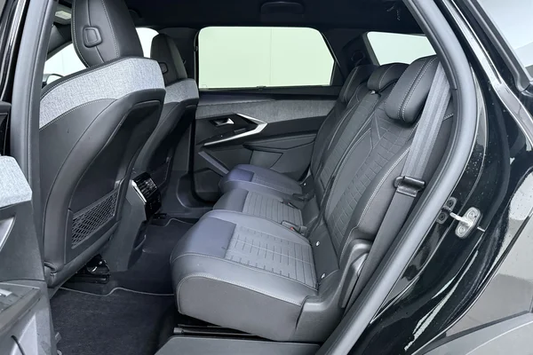 Peugeot 5008 (2025) — foto 16 van 17