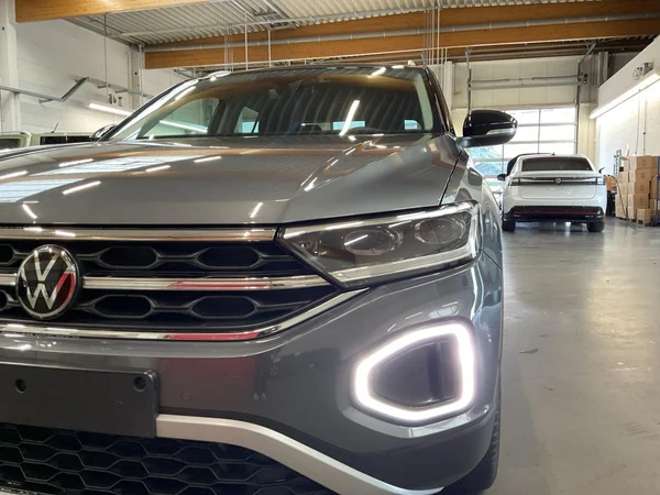 VOLKSWAGEN T-Roc (2022) — foto 9 van 22
