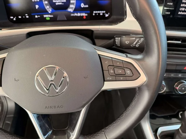 Volkswagen T-Roc (2025) — foto 10 van 22