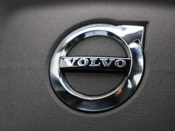 Volvo XC40 (2024) — foto 28 van 48