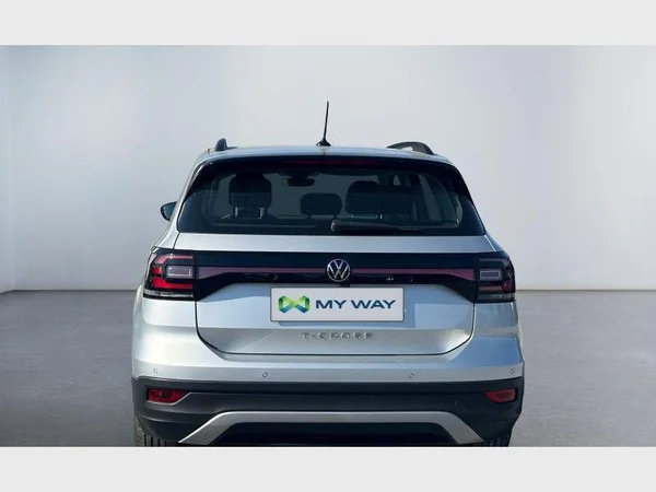 Volkswagen T-Cross (2023) — foto 21 van 23