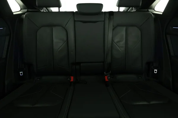 Audi Q3 (2021) — foto 6 van 16